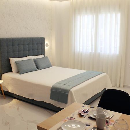Saan Luxury Living Apartment Nea Kallikrateia Bagian luar foto